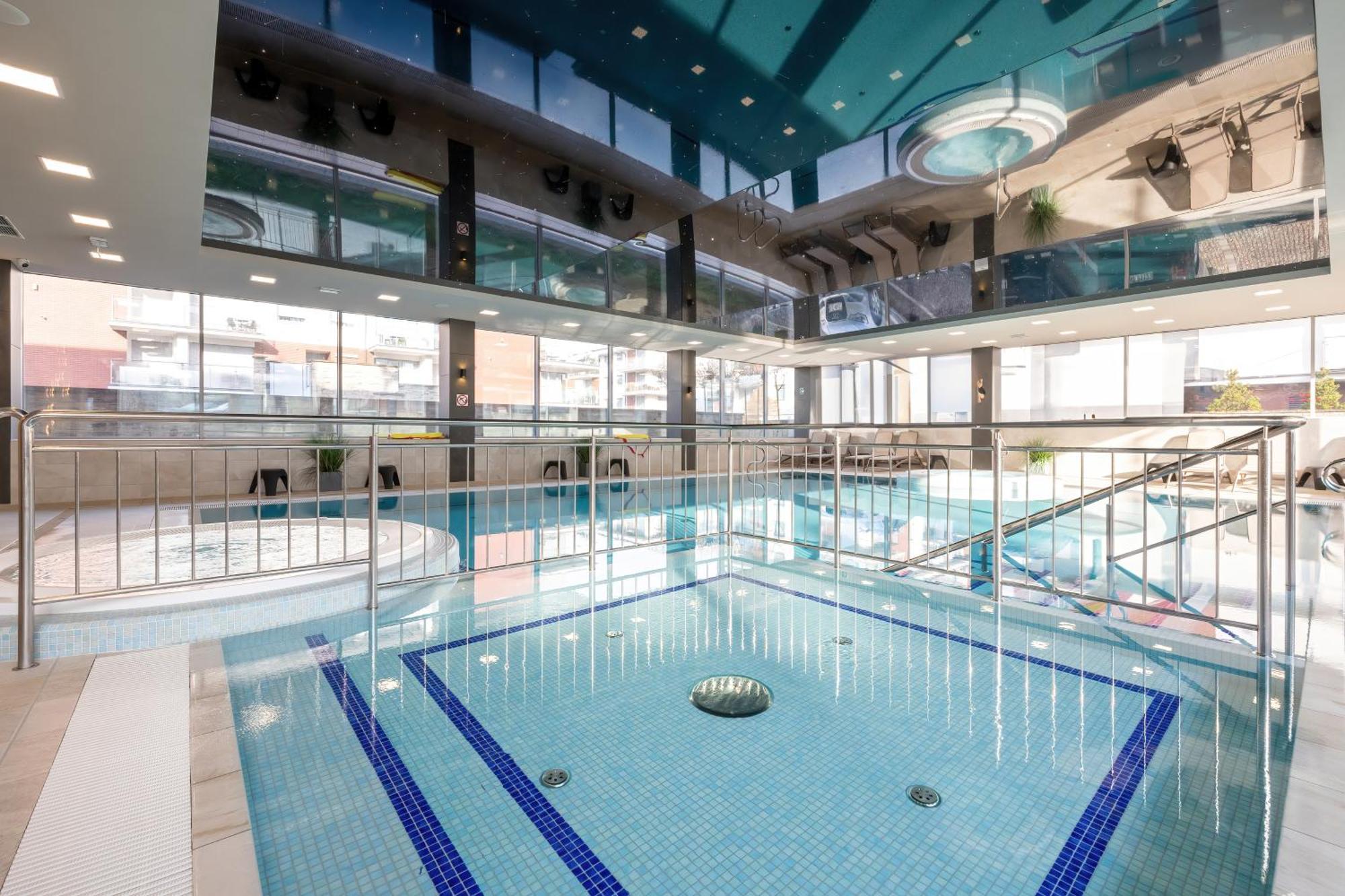 רבאל Klifowa Resort With Spa, Fitness & Kids Club By Noclegi Renters מראה חיצוני תמונה
